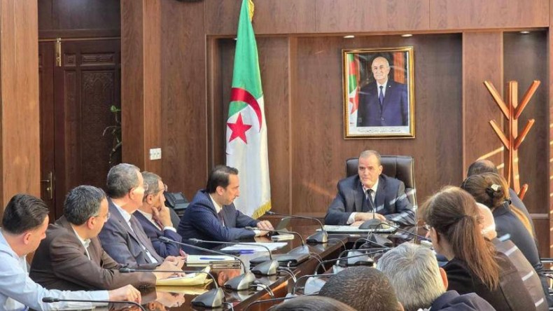 اجتماع لبحث تنظيم شعبة بلاستيك التعبئة والتغليف وضبط آليات السوق