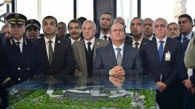 الوزير الأول يتفقّد تقدّم عدّة مشاريع إستراتيجية في وهران