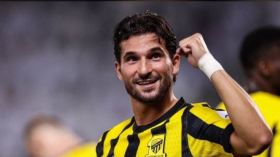 بِالفيديو: عوار يهزّ شباك المغربي بونو