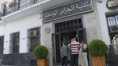 كل البلديّات محميّة ماليًّا رغم إلغاء رسم النشاط المهني!