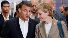 أول تصريح لمستشارة ماكرون بعد تعيينها على رأس معهد العالم العربي