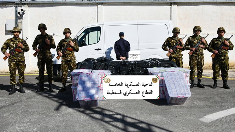 إحباط إدخال 4.5 قنطارا من المخدرات عبر الحدود مع المغرب