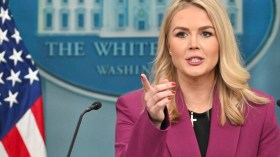 “طرده لأنه مقزز”.. كارولين ليفيت تدافع عن ترامب