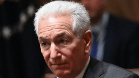 فرنسا تتخذ إجراء استثنائيا ضد السفير الأمريكي لهذا السبب!