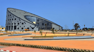 الجامعة الجزائرية… بين النقد العلمي والتوظيف السياسي