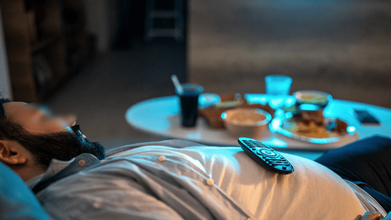 التعب بعد الإفطار… بين العادات الغذائية واضطراب الساعة البيولوجية