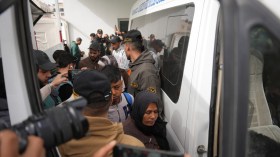 نساء فلسطينيات يروين ما تعرضن له خلال رحلة العودة إلى غزة