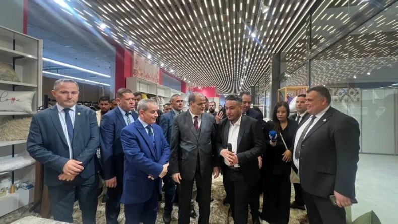 من مستغانم.. انطلاق أول عملية تصدير لملابس الأطفال نحو موريتانيا