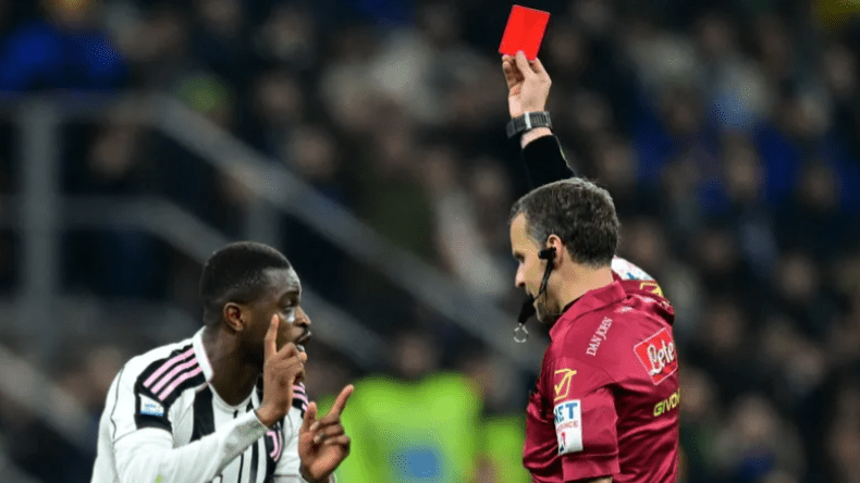 حكم داربي إيطاليا يتلقى تهديدات بالقتل