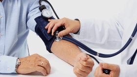 مرضى مُزمنون “يتعنّتون” في صيام رمضان رغم الخطر الصّحّيّ