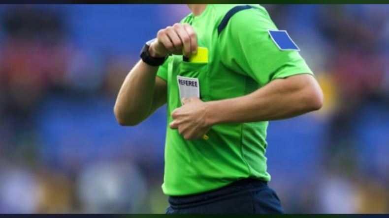 حكم المباراة الإفريقية لِاتحاد العاصمة