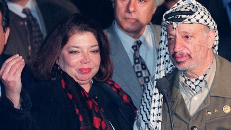 ليلى شهيد.. من تكون “أمّ أطفال الحجارة” التي حزنت فلسطين لرحيلها؟