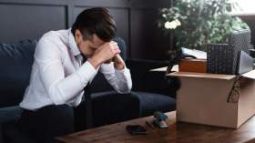 كيف تتصرف عندما تفقد وظيفتك؟