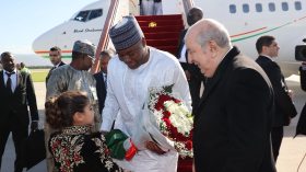 الرئيس تبون يستقبل رئيس جمهورية النيجر عبد الرحمن تياني