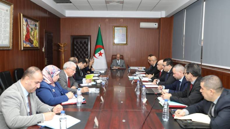 سايحي يأمر برقمنة الخدمات وتبسيط الإجراءات لفائدة المواطن