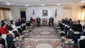 سعيود يستقبل نظيره الفرنسي (فيديو)