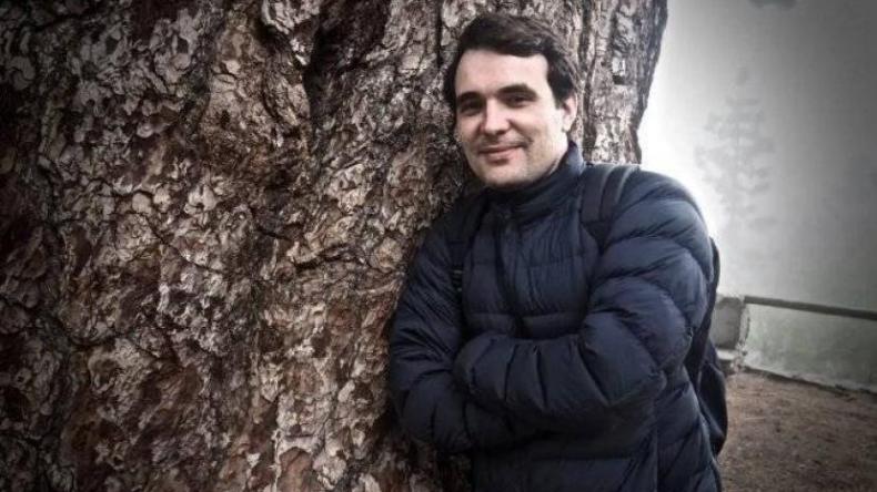 والدا الصحفي الفرنسي: كريستوف غليز يرفض استغلال قضيته!