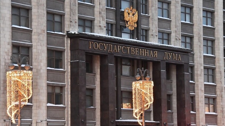 روسيا تتهم باريس ولندن بالتخطيط لتزويد أوكرانيا بسلاح نووي