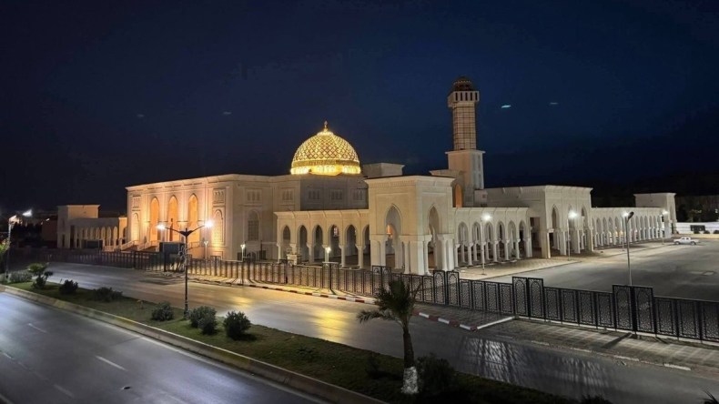 مسجد لقواط الكبير…. ولادةُ قلبٍ جديدٍ لمدينةٍ كاملة