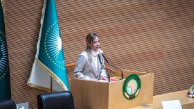 ميلوني تدعو إلى تعاون “قائم على الندية” بين أفريقيا وإيطاليا