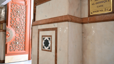 ماذا تعرف عن “خوخة أبي بكر” في المسجد النبوي؟