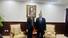 الجزائر وهولندا تبحثان تعزيز التعاون في قطاع الطاقة والهيدروجين