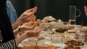 لاسترجاع اللمة .. عائلات تعلن الحرب على العزلة الرقمية في رمضان