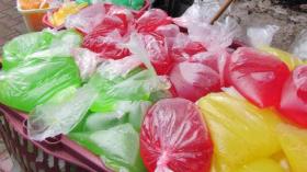 تعرّف على أضرار “الشربات” الصناعية الملونة؟!