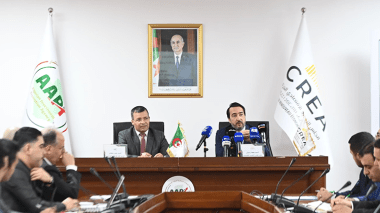 675 مشروع استثماري بـ14 ألف مليار في شعبة البلاستيك