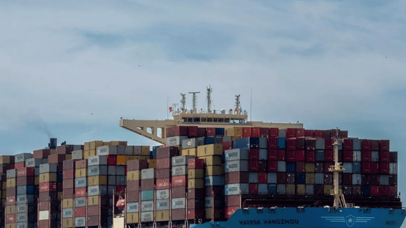 هذه انعكاسات غلق مضيق هرمز على التجارة وأسعار الحاويات