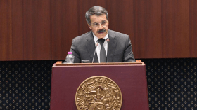 بوابة للصفقات العمومية.. ونشر قوائم الشركات الممنوعة!