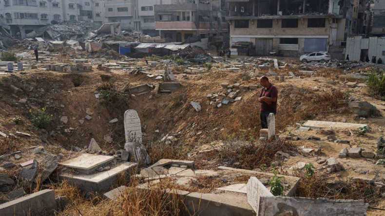 تدمير ممنهج لأكثر من 93 بالمئة من المقابر في قطاع غزة