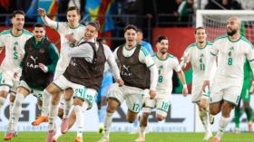 6 أندية تُطارد دوليا جزائريا وسعره بلغ 46 مليون أورو