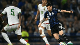 مدرب الأرجنتين يحذر قبل مواجهة الجزائر في المونديال