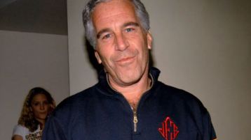 ملفات أبستين السبب المباشر للحرب ؟