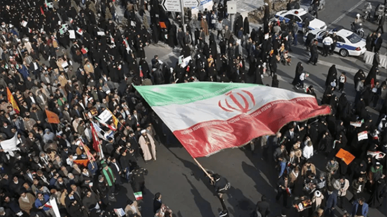 ثماني ركائز تقوم عليها الاستراتيجية الإيرانية في رد العدوان الأمريكي الصهيوني