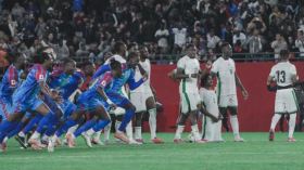 “الفيفا” تُعاقب منتخبَي نيجيريا والكونغو