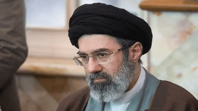 وكالة تسنيم: تعيين مجتبى الخامنئي قائدا للجمهورية الإيرانية