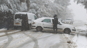 الأمطار وثلوج الربيع تشلان الحركة في المرتفعات والمناطق الساحلية