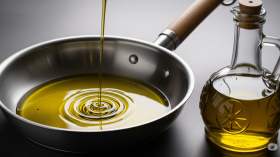 هل يمكن استخدام زيت الزيتون في القلي؟!