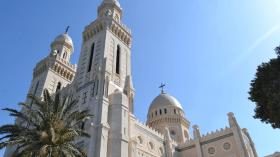 هذه هي كنيسة القديس أوغستين التي سيحل بها بابا الفاتيكان