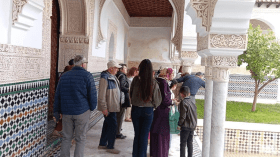 الزليج الجزائري يُبهر السياح الأوروبيين والآسيويين