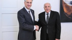 عطاف يبحث مع الوزير الأول الكرواتي الارتقاء بالتعاون بين الجزائر وكرواتيا