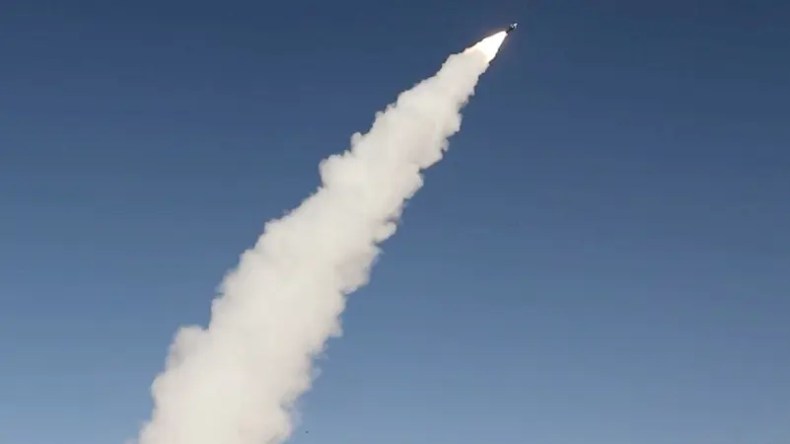 عقب ثاني هجوم للحوثيين.. الكيان وأمريكا ينسقان معا للرد  