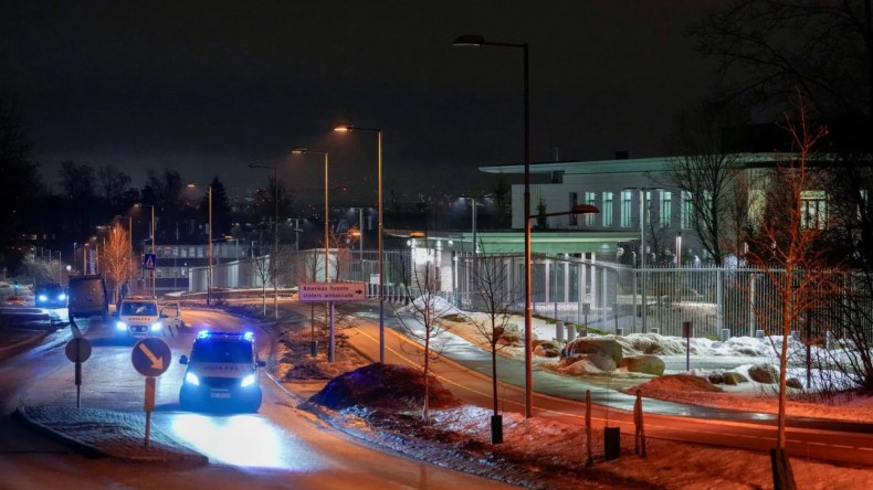 انفجار يستهدف السفارة الأمريكية في أوسلو