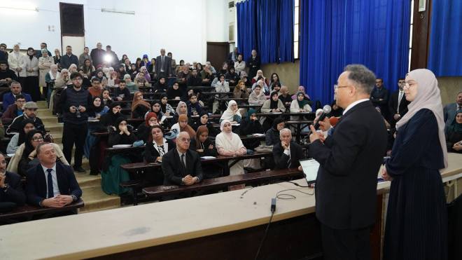  جامعة “الجزائر1” تتجه بثبات نحو “الجيل الرابع”