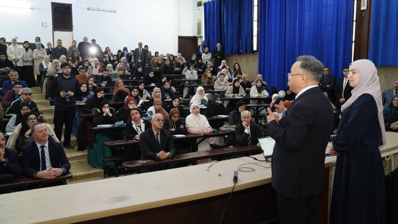  جامعة “الجزائر1” تتجه بثبات نحو “الجيل الرابع”