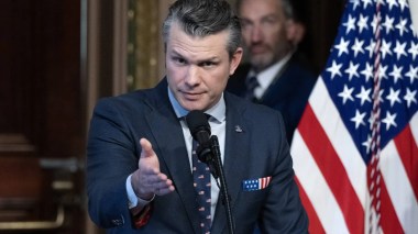 “هيا بنا نفعلها”.. ترامب يكشف: هيغسيث أول من دعا لضرب إيران  