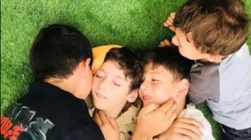 أب وأم وطفلاهما.. الاحتلال يُعدم عائلة فلسطينية ويمنع إسعافها