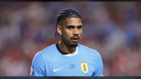 يُواجه الجزائر.. آخر نجوم الكرة ضحايا “مرض العصر”